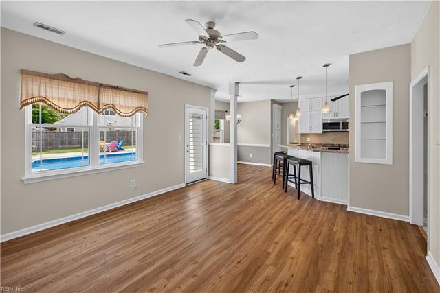 2221 Agecroft RD, Virginia Beach, VA 23454