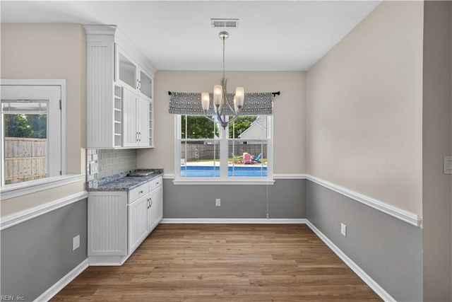 2221 Agecroft RD, Virginia Beach, VA 23454