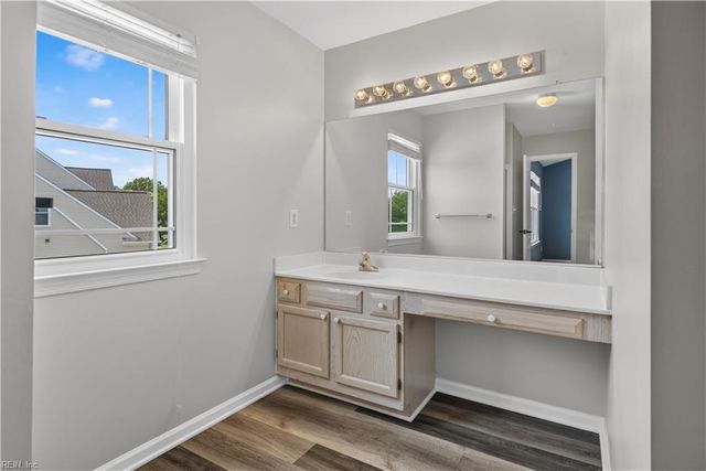 2221 Agecroft RD, Virginia Beach, VA 23454