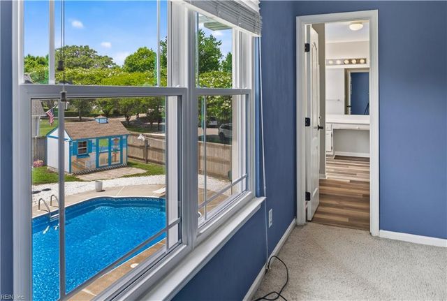 2221 Agecroft RD, Virginia Beach, VA 23454