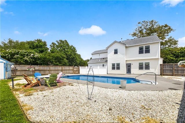 2221 Agecroft RD, Virginia Beach, VA 23454