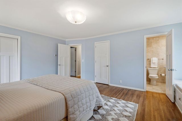 5424 Highwood Drive W, Edina, MN 55436