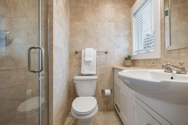 5424 Highwood Drive W, Edina, MN 55436