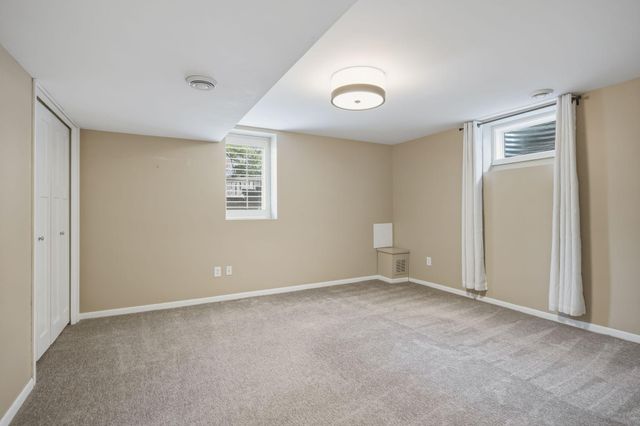 5424 Highwood Drive W, Edina, MN 55436