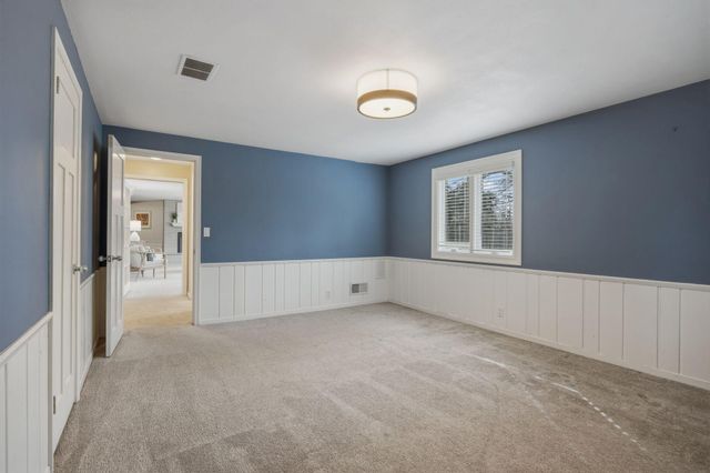 5424 Highwood Drive W, Edina, MN 55436