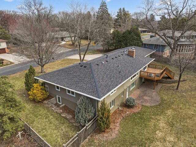 5424 Highwood Drive W, Edina, MN 55436