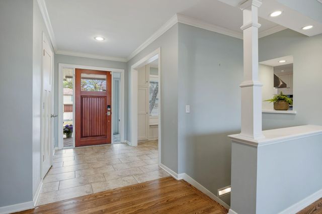 5424 Highwood Drive W, Edina, MN 55436