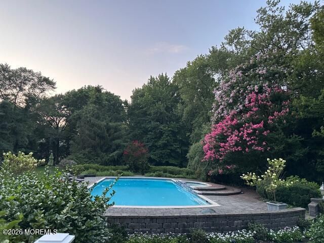 423 Navesink River Road, Middletown, NJ 07748