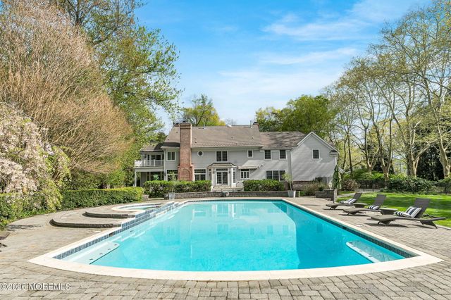 423 Navesink River Road, Middletown, NJ 07748
