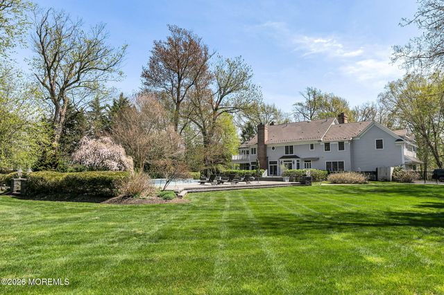 423 Navesink River Road, Middletown, NJ 07748