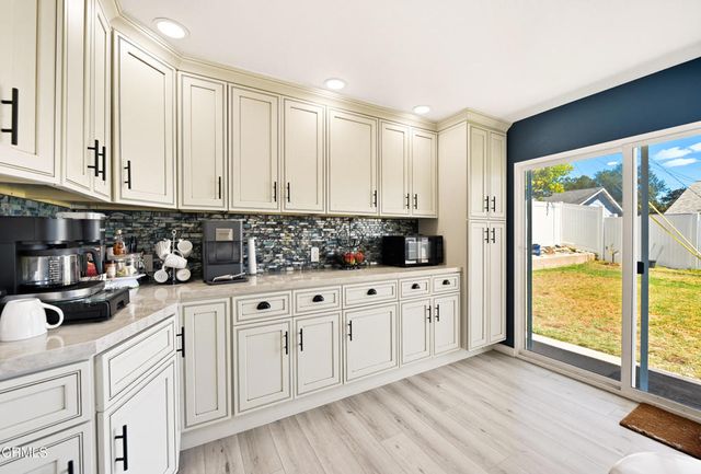 1820 Temple Avenue, Camarillo, CA 93010