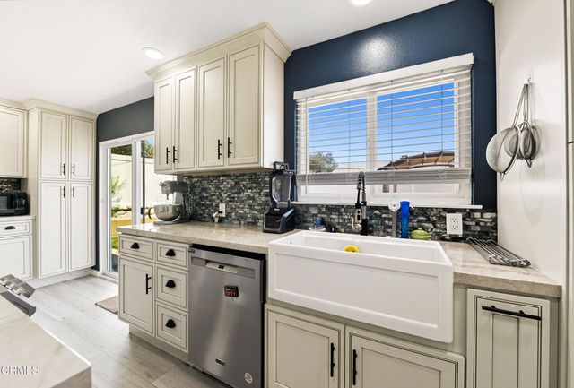 1820 Temple Avenue, Camarillo, CA 93010