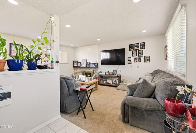 1820 Temple Avenue, Camarillo, CA 93010