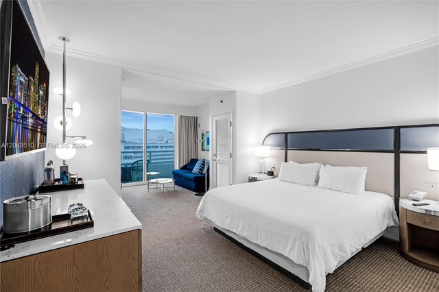 4401 Collins Avenue 1609, Miami Beach, FL 33140