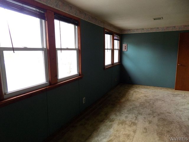 748 East Robinson Street, North Tonawanda, NY 14120