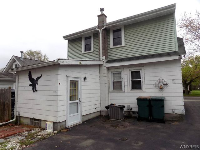 748 East Robinson Street, North Tonawanda, NY 14120