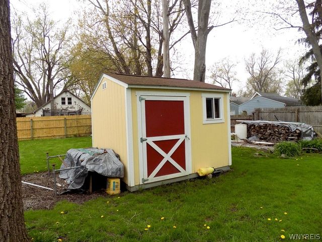 748 East Robinson Street, North Tonawanda, NY 14120