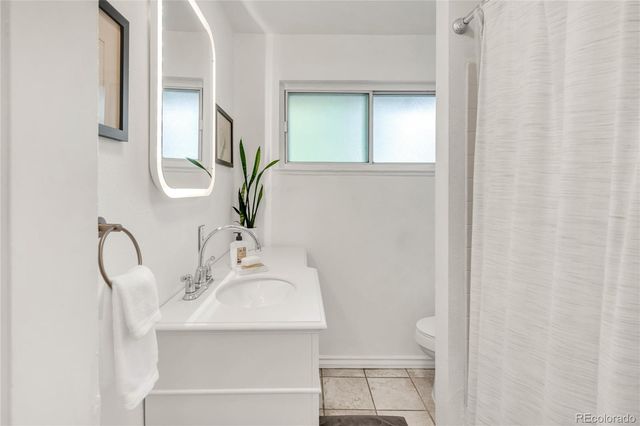 2960 N Steele Street, Denver, CO 80205