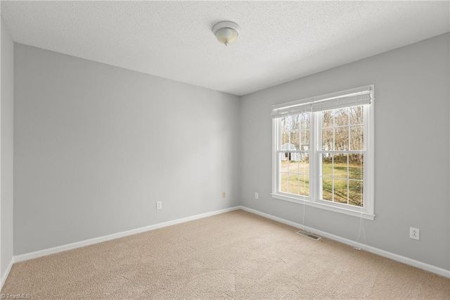 5216 Buckley Forest Trail, Walkertown, NC 27051