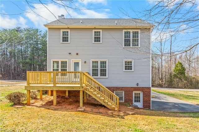 5216 Buckley Forest Trail, Walkertown, NC 27051