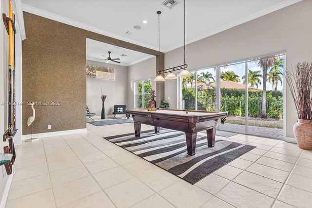 2488 Eagle Run Dr, Weston, FL 33327