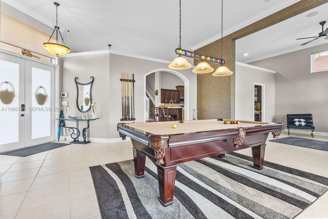 2488 Eagle Run Dr, Weston, FL 33327