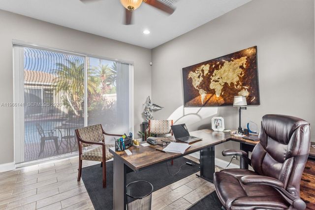 2488 Eagle Run Dr, Weston, FL 33327