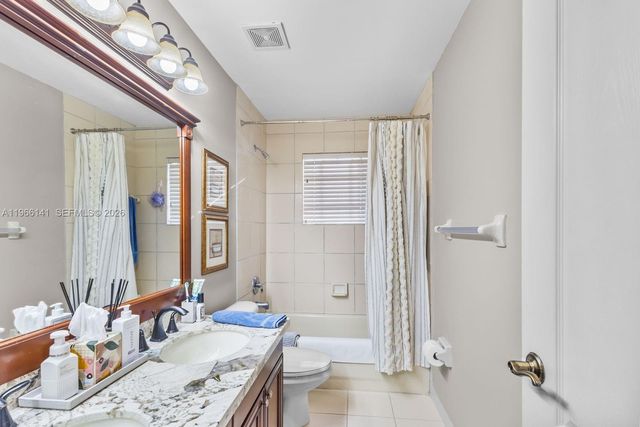 2488 Eagle Run Dr, Weston, FL 33327