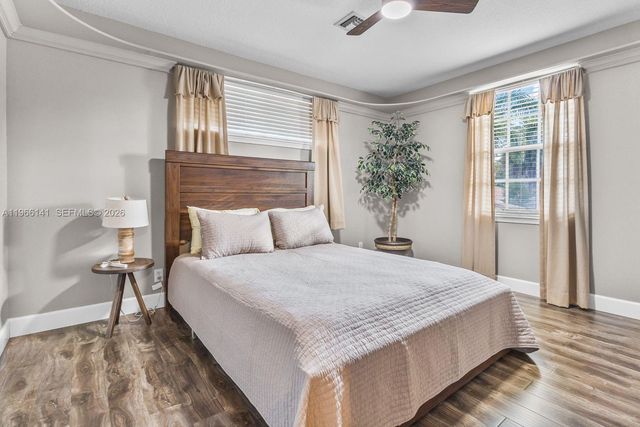 2488 Eagle Run Dr, Weston, FL 33327