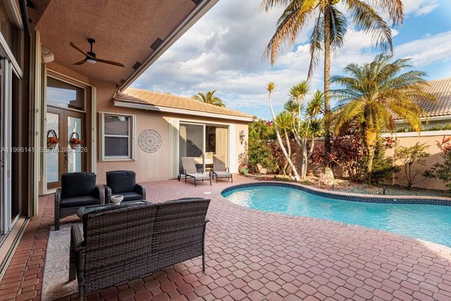 2488 Eagle Run Dr, Weston, FL 33327