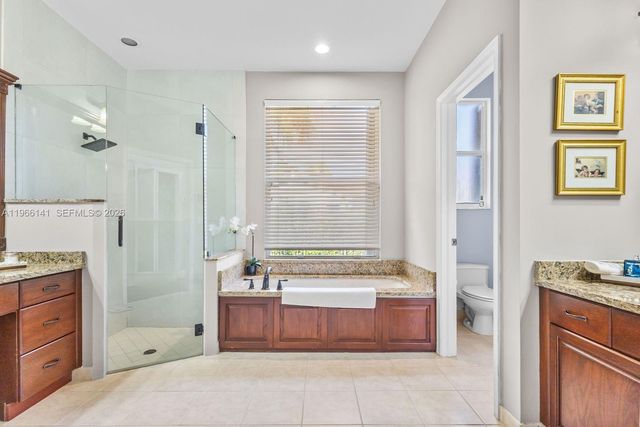 2488 Eagle Run Dr, Weston, FL 33327