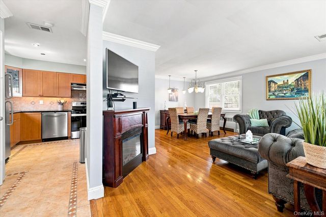 145 Bismark Avenue, Valley Stream, NY 11581