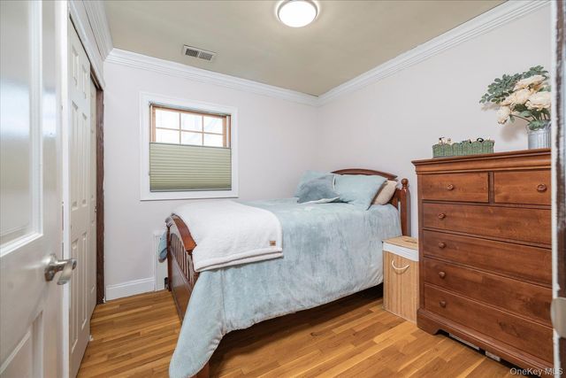 145 Bismark Avenue, Valley Stream, NY 11581