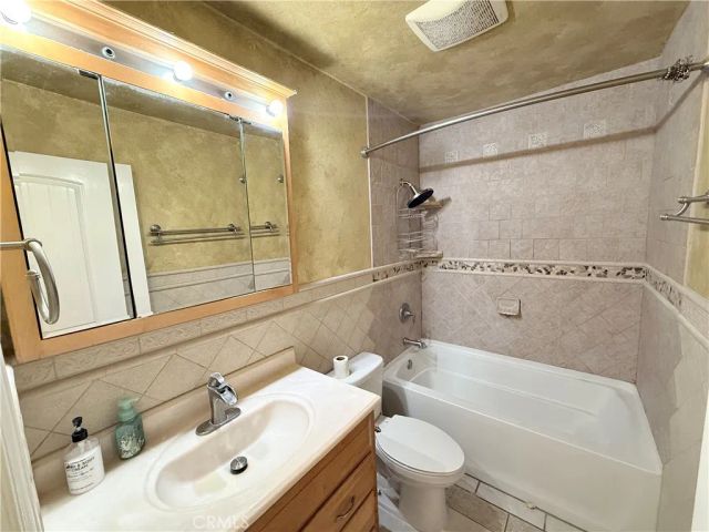 7425 Palo Verde, Fontana, CA 92336