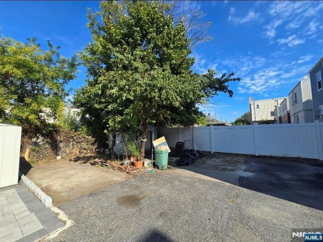 251 Highland Avenue, Kearny, NJ 07032