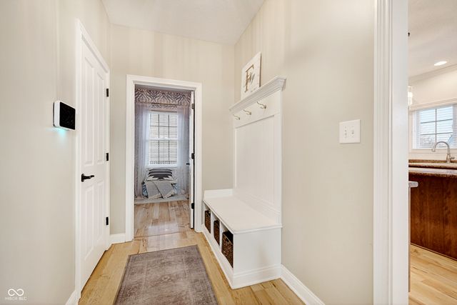 8999 Hearthstone Drive, Zionsville, IN 46077