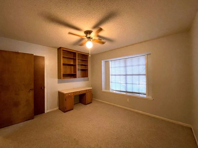 1304 Allison Street, Brenham, TX 77833