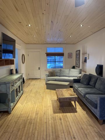 318 W Park Street, Marquette, MI 49855