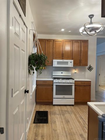 318 W Park Street, Marquette, MI 49855