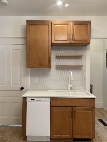 318 W Park Street, Marquette, MI 49855