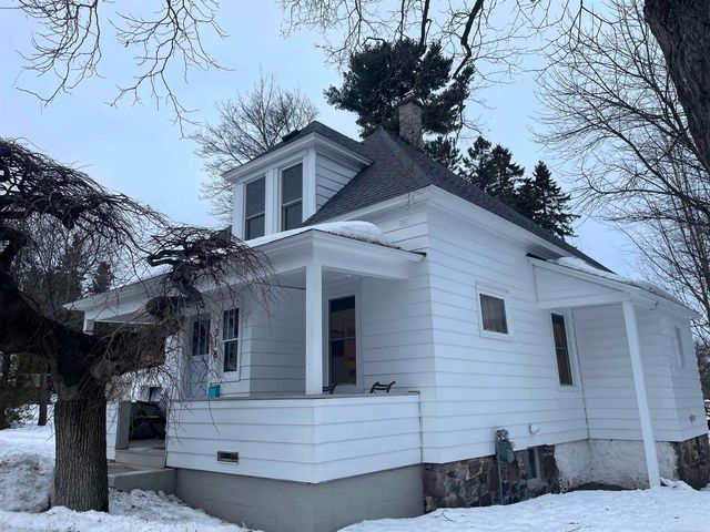 318 W Park Street, Marquette, MI 49855