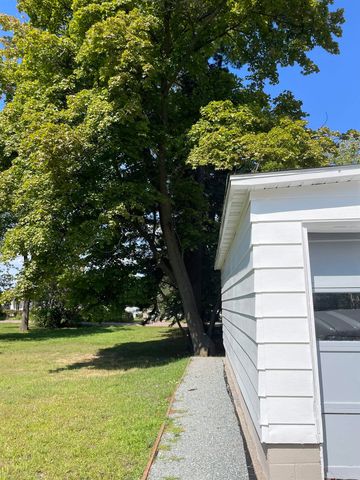 318 W Park Street, Marquette, MI 49855