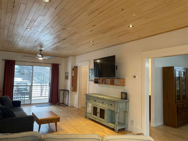 318 W Park Street, Marquette, MI 49855