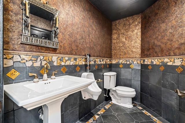 8402 LAKE BURDEN CIRCLE, Windermere, FL 34786