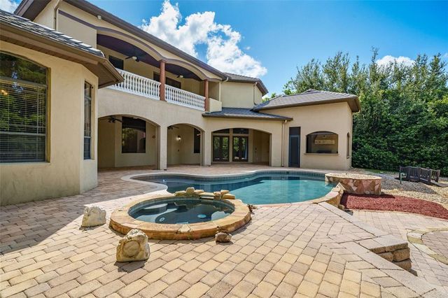 8402 LAKE BURDEN CIRCLE, Windermere, FL 34786