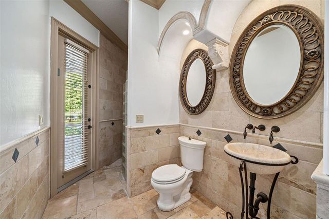 8402 LAKE BURDEN CIRCLE, Windermere, FL 34786