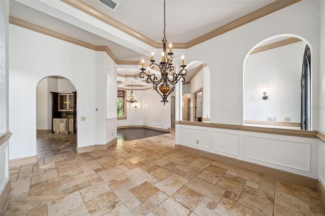 8402 LAKE BURDEN CIRCLE, Windermere, FL 34786