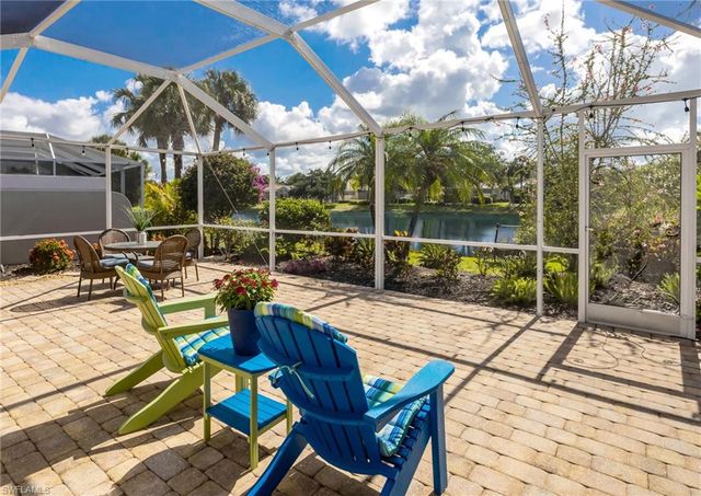3006 Futuna LN, Naples, FL 34119