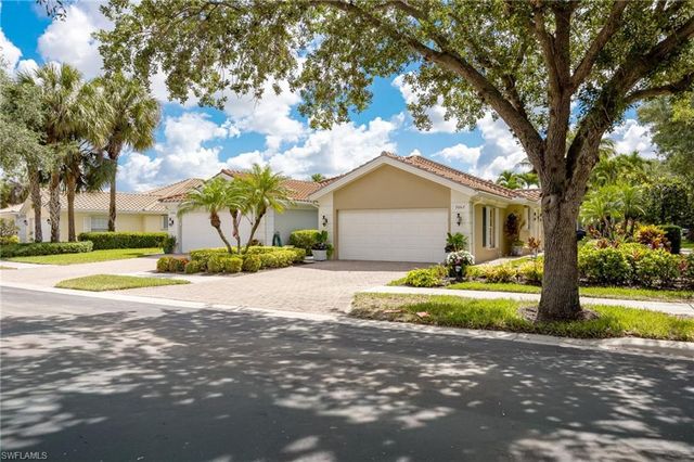 3006 Futuna LN, Naples, FL 34119