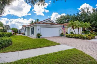 3006 Futuna LN, Naples, FL 34119